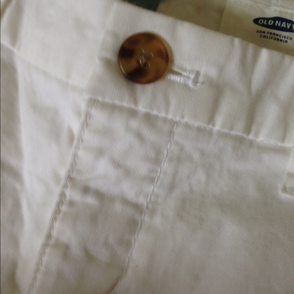 White Size 2 Old Navy Shorts - Picture 8 of 8